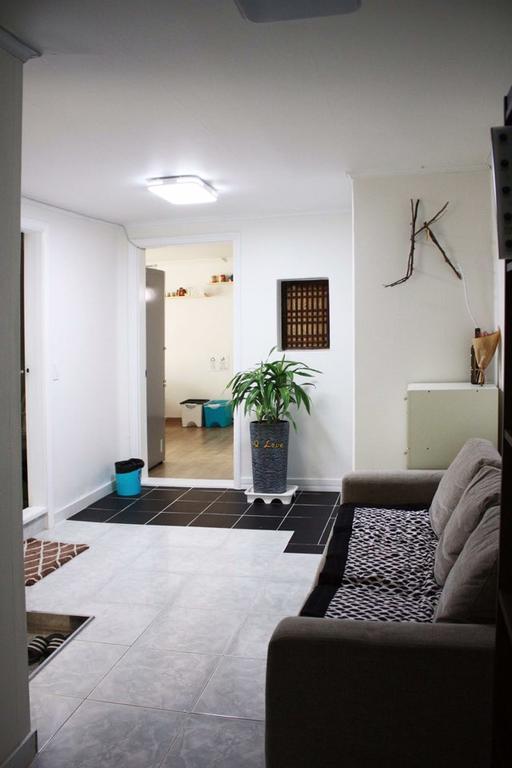 Отель Hongdae Jk House Сеул Экстерьер фото